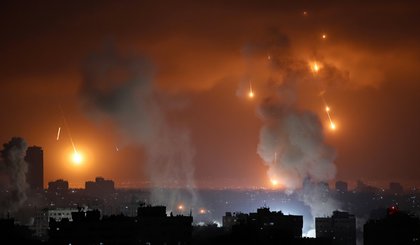 Bombardeios na Faixa de Gaza. (Foto: Gerado por IA) Bombardeios na Faixa de Gaza. (Foto: Gerado por IA)