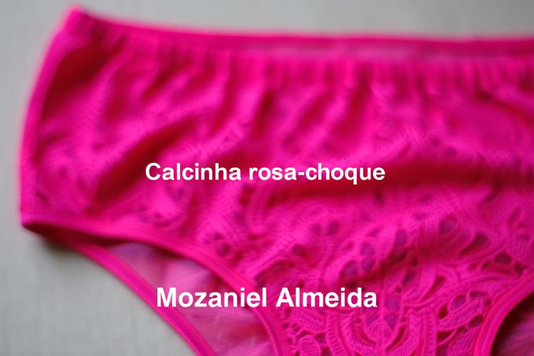 Calcinha rosa-choque