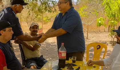 David Oka reforça presença em comunidades rurais de Floriano (Foto: Instagram David Cury) David Oka reforça presença em comunidades rurais de Floriano (Foto: Instagram David Cury)