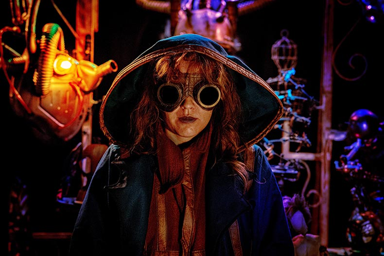 Espetáculo “O Movimento Rápido dos Olhos” estreia no Festival de Teatro Lusófono 2025 em Teresina