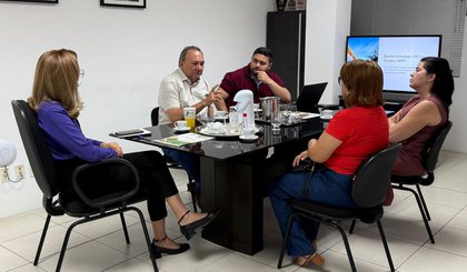 IFPI de Floriano e Fapepi planejam cursos de pós-graduação para a região. (Foto: Maria Catiany) IFPI de Floriano e Fapepi planejam cursos de pós-graduação para a região. (Foto: Maria Catiany)