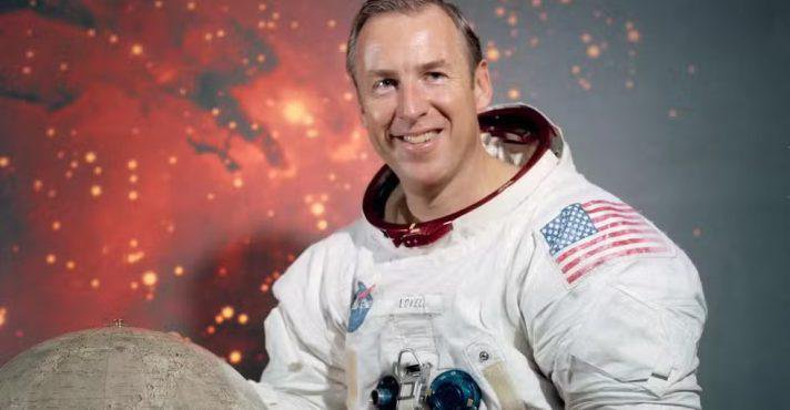O astronauta Jim Lovell, que morreu, aos 97 anos, nos EUA: símbolo da resistência norte-americana