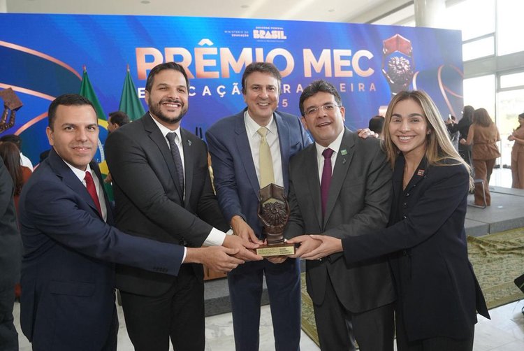 Piauí recebe prêmio nacional de educação profissional e tecnológica do MEC.