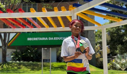 Aos 15 anos, Maria Vitória foi convocada para integrar a Seleção Brasileira de Handebol Sub-15. (Foto: Luan Leite/Reprodução/Governo do Piauí) Aos 15 anos, Maria Vitória foi convocada para integrar a Seleção Brasileira de Handebol Sub-15. (Foto: Luan Leite/Reprodução/Governo do Piauí)