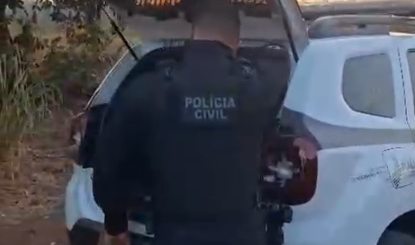 Conselheiro tutelar é preso suspeito de homicídio e envolvimento com tráfico de drogas no Piauí (Foto: Reprodução) Conselheiro tutelar é preso suspeito de homicídio e envolvimento com tráfico de drogas no Piauí (Foto: Reprodução)