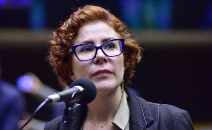 Deputada federal licenciada Carla Zambelli (PL-SP)