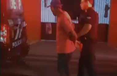 Homem de 36 anos é preso em Teresina durante Operação Saturação da DEOP (Foto: Reprodução) Homem de 36 anos é preso em Teresina durante Operação Saturação da DEOP (Foto: Reprodução)