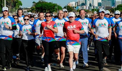 Lula participa de caminhada pelos 95 anos do MEC e reforça papel da educação no país (Foto: Ricardo Stuckert / PR)