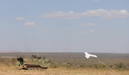 Marinha testa drone kamikaze em treinamento de defesa da Amazônia. (Foto: Divulgação/Suboficial Ibraim Gonçalves/Marinha do Brasil) Marinha testa drone kamikaze em treinamento de defesa da Amazônia. (Foto: Divulgação/Suboficial Ibraim Gonçalves/Marinha do Brasil)