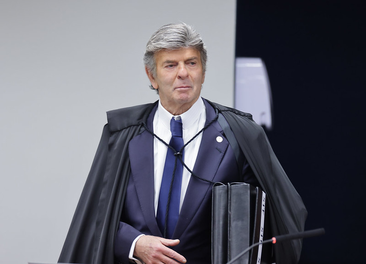Ministro do STF critica acusações e defende que não houve atos executórios por parte do ex-presidente