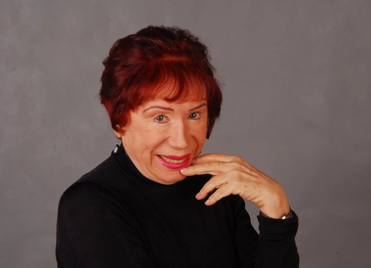 Morre, aos 99 anos, a atriz e comediante Berta Loran.
