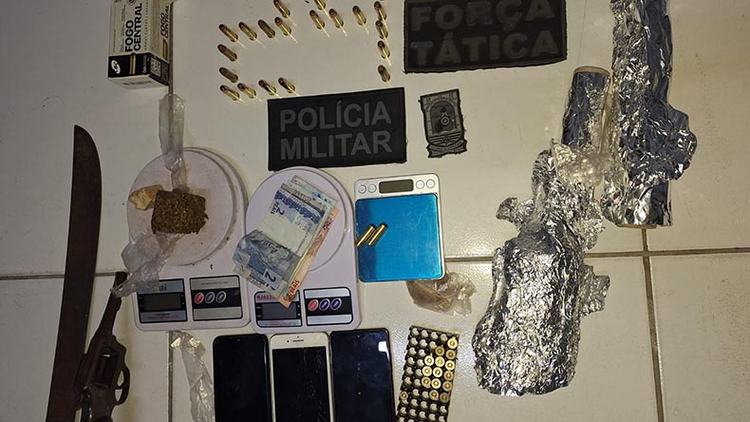 Quatro são presos em Luís Correia após troca de tiros com a Polícia Militar