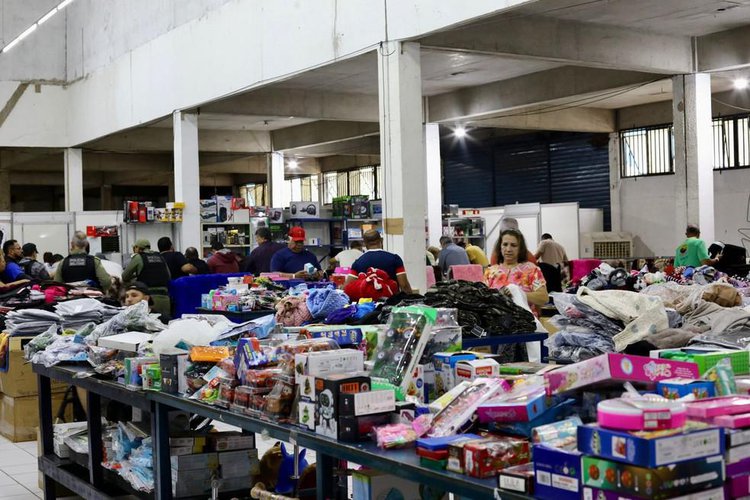 Bazar Solidário começa hoje em Teresina com doações da Receita Federal.