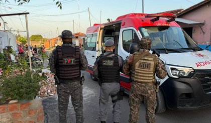 Dupla suspeita de crimes morre em tiroteio com a PM no Maranhão. (Foto: Divulgação/PM-MA) Dupla suspeita de crimes morre em tiroteio com a PM no Maranhão. (Foto: Divulgação/PM-MA)