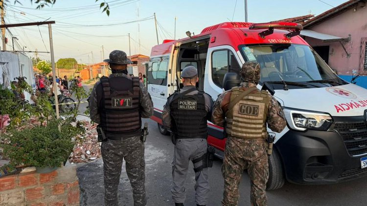 Dupla suspeita de crimes morre em tiroteio com a PM no Maranhão.