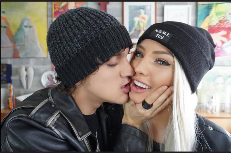 Influenciadora anuncia separação de Christian Figueiredo após seis anos juntos