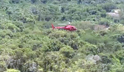 Queda ocorreu após decolagem em área de mata; aeronave tinha situação regular (Foto: Reprodução) Queda ocorreu após decolagem em área de mata; aeronave tinha situação regular (Foto: Reprodução)