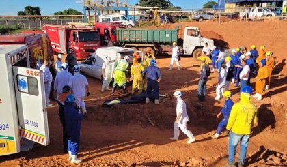 Vítimas eram de Piripiri e Esperantina; perícia apura causas do desabamento (Foto: Defesa Civil) Vítimas eram de Piripiri e Esperantina; perícia apura causas do desabamento (Foto: Defesa Civil)