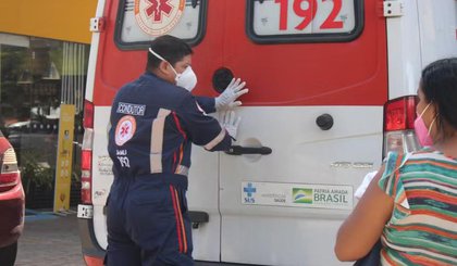 Homem morre carbonizado em residência; vítima armazenava combustível no local. (Foto: Reprodução) Homem morre carbonizado em residência; vítima armazenava combustível no local. (Foto: Reprodução)
