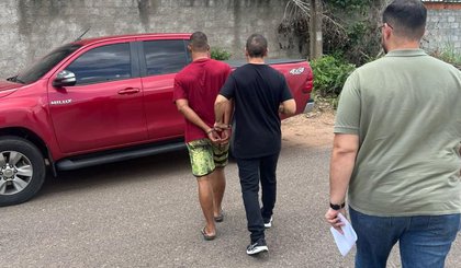Homem procurado por violência doméstica e furto em Floriano é preso em Teresina. (Foto: Divulgação) Homem procurado por violência doméstica e furto em Floriano é preso em Teresina. (Foto: Divulgação)