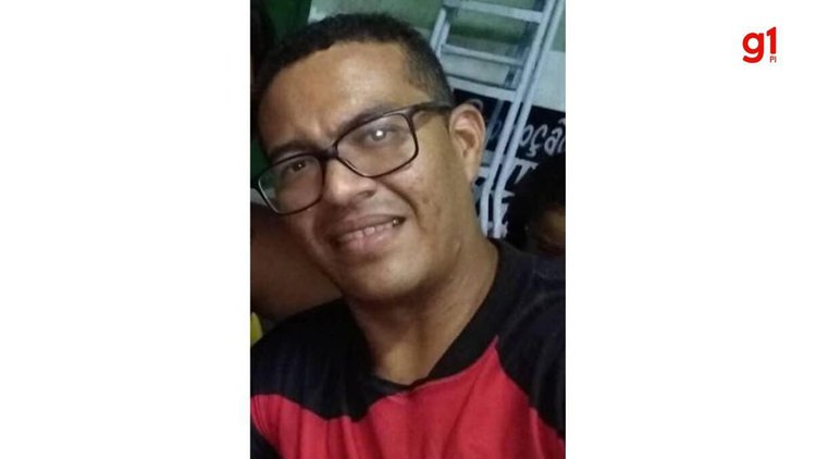 Motorista de aplicativo morre em acidente de moto no Centro de Teresina.