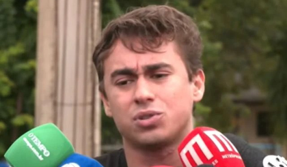 Nikolas Ferreira rebate Eduardo Bolsonaro e sai em defesa de Michelle Bolsonaro (Foto: SBT NEWS) Nikolas Ferreira rebate Eduardo Bolsonaro e sai em defesa de Michelle Bolsonaro (Foto: SBT NEWS)