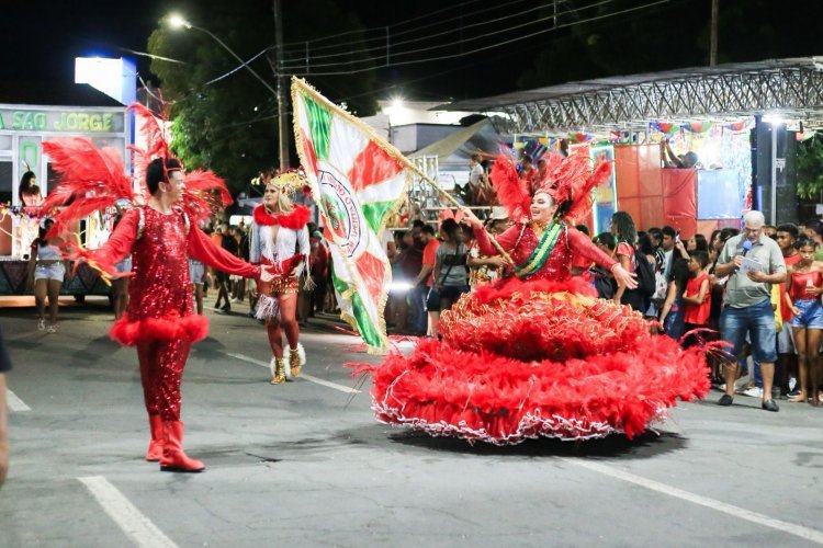 Prefeitura de Floriano realiza sorteio da ordem dos desfiles das escolas de samba.