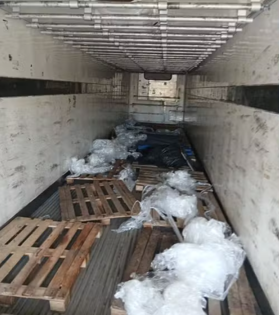 Carga com 23 toneladas de queijo e manteiga é roubada em Picos.