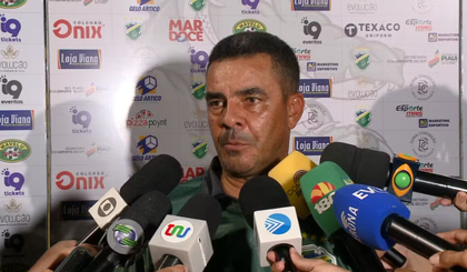 Evandro Guimarães, técnico do Altos. (Foto: Rede Clube)