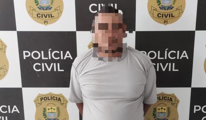 Homem é preso por suspeita de abusar de crianças em Floriano. (Foto: Reprodução) Homem é preso por suspeita de abusar de crianças em Floriano. (Foto: Reprodução)