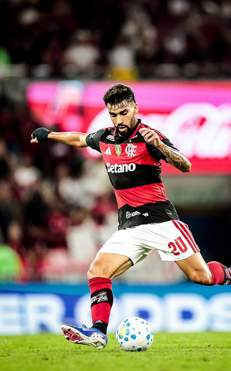 Lucas Paquetá mantém sonho de disputar a Copa do Mundo.