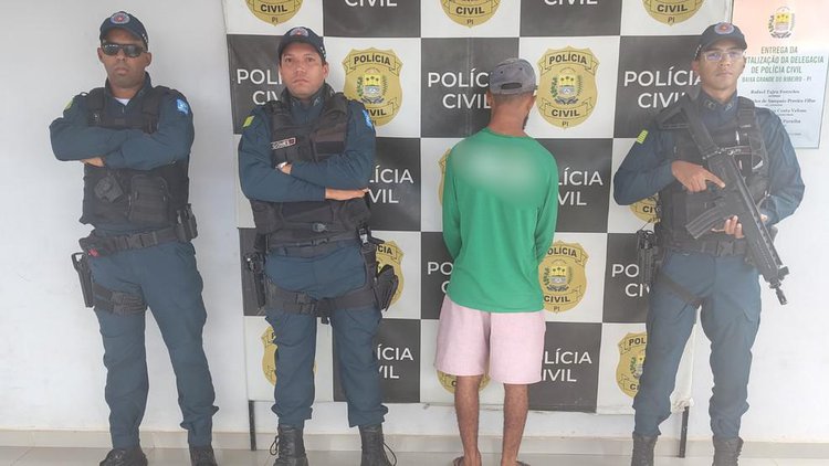 Menino conta na escola ser vítima de estupro e tio-avô é preso suspeito do crime.