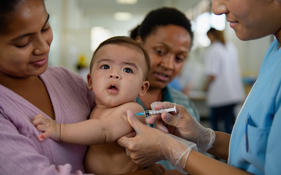 Vacina contra pneumonia estará disponível a partir de segunda (22) em Teresina