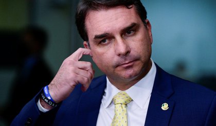 Flávio Bolsonaro explica sua relação com Vorcaro, dono do Banco Master. (Foto: Pedro França/Agência Senado) Flávio Bolsonaro explica sua relação com Vorcaro, dono do Banco Master. (Foto: Pedro França/Agência Senado)