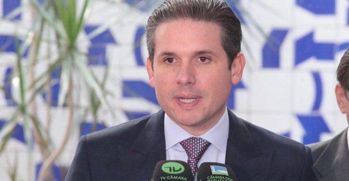 Para Hugo Motta, fim da 6x1 foi um 'momento histórico'