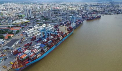 Piauí e Santa Catarina assinam acordo para viabilizar rotas de transporte de mercadorias entre o Sul e o Nordeste. (Foto: Porto de Itajaí) Piauí e Santa Catarina assinam acordo para viabilizar rotas de transporte de mercadorias entre o Sul e o Nordeste. (Foto: Porto de Itajaí)