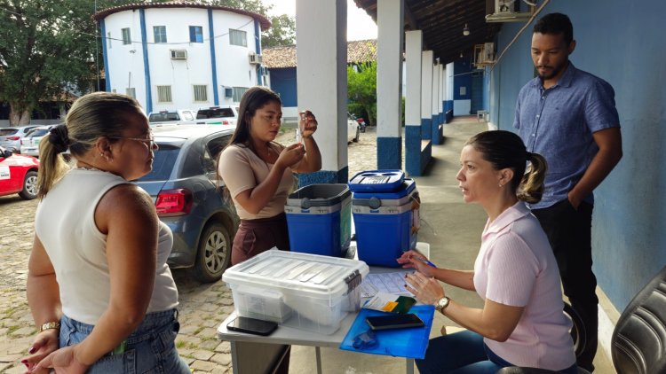 Prefeitura de Floriano intensifica combate à dengue com vacinação de motoristas e ações de conscientização.
