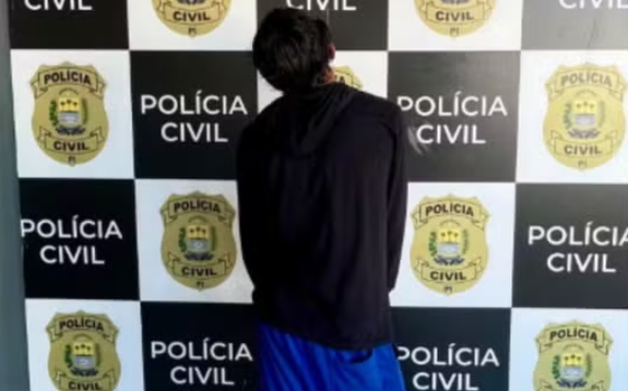 Homem é preso 17 anos após roubar R$ 40 mil em secretaria de saúde