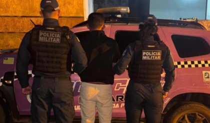 Homem é preso por ameaçar mãe com espingarda no Piauí Homem é preso por ameaçar mãe com espingarda no Piauí