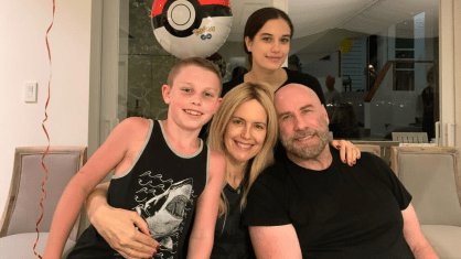 John Travolta faz revelações sobre perdas pessoais durante entrevista