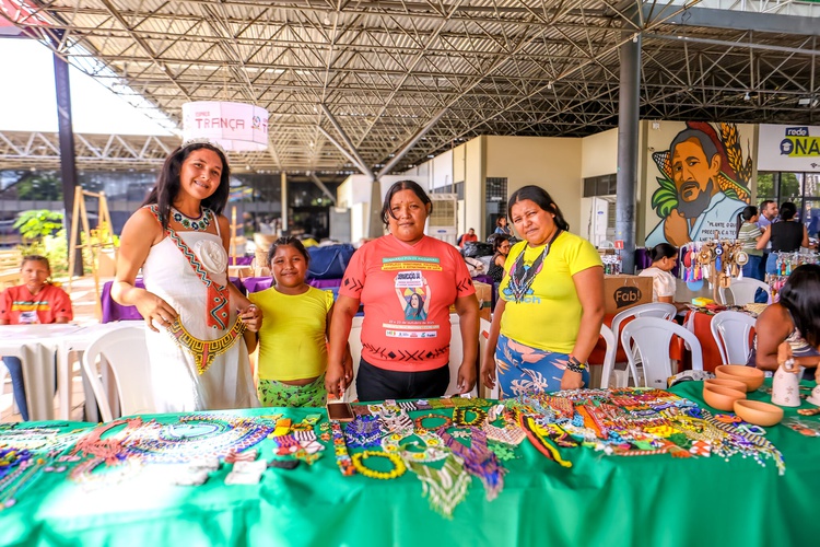 O evento fomenta a comercialização da produção local, fortalece a geração de renda no campo e aproxima produtores e consumidores.