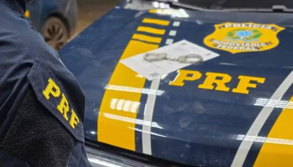 Prisão feita pela Polícia Rodoviária Federal (foto ilustrativa) (Foto: Divulgação/PRF