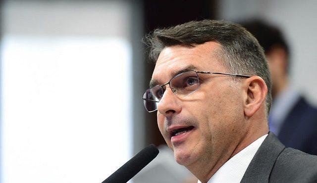 Proposta que reduz a maioridade penal ainda vai ser levada ao Senado