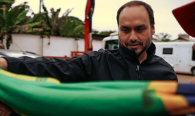 Carlos Bolsonaro deixa cargo no PL por candidatura