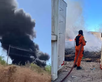Incêndio atinge fábrica de recicláveis no Piauí. (Foto: Reprodução/G1/Corpo de Bombeiros