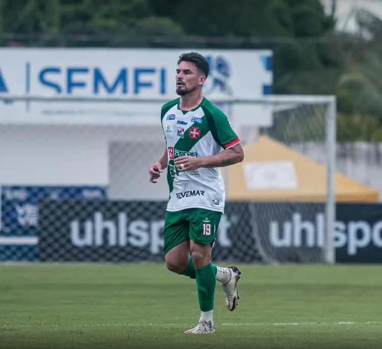 River-PI e Douglas Santos se acertam para o Piauiense Série B.