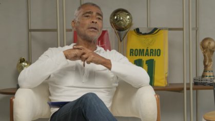 Romário critica Ancelotti e contesta permanência do técnico italiano.
