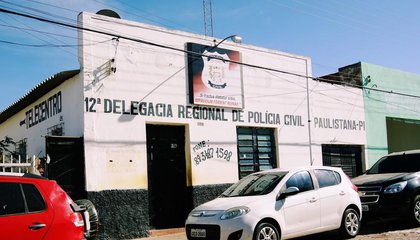 Suspeito foi ouvido na Delegacia de Paulistana e liberado em seguida (Foto: Júnior Oliveira/Cidades na net